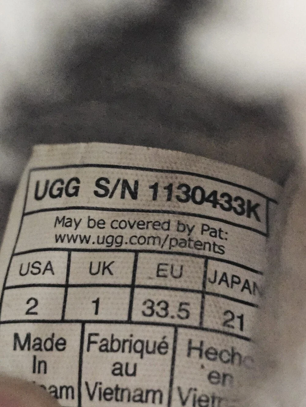 UGG Kids Cozy Glitter Slip On Slippers Pink Sparkle Sheepskin Size 2